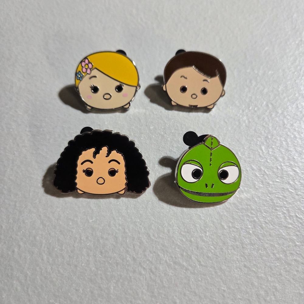 Disney Enamel Pins Unisex OS Multicolor Tangled Tsum Tsum Rapunzel Flynn 4pc Lot